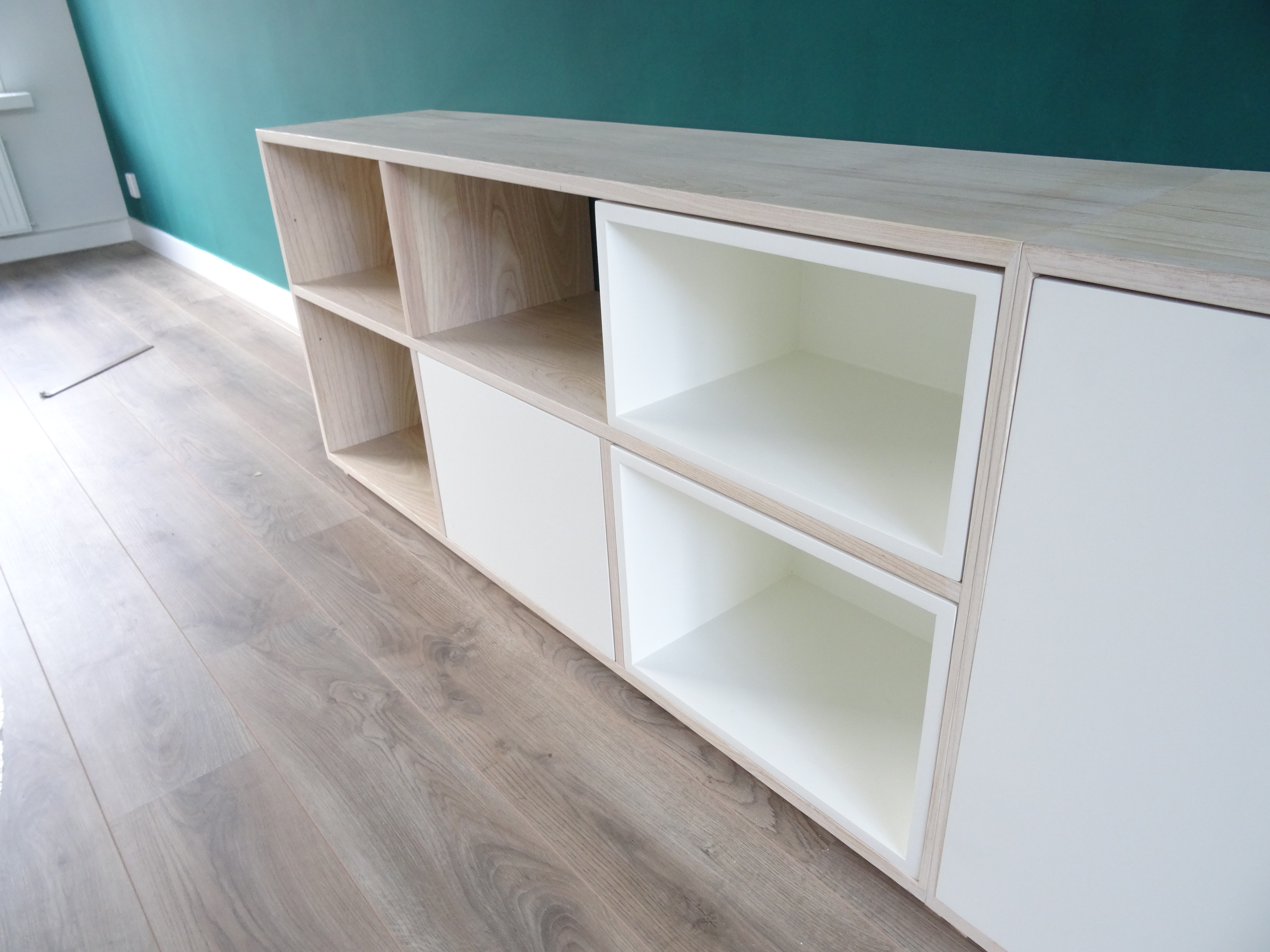 Jane Austen Barry Kansen Mohma – Moderne handgemaakte design meubelen met hout